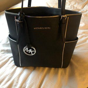 Michael Kors Jet Set Tote Silver Trim and Details